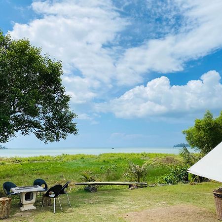 Fat Mermaid Guesthouse ปันไตเจอนัง ภายนอก รูปภาพ