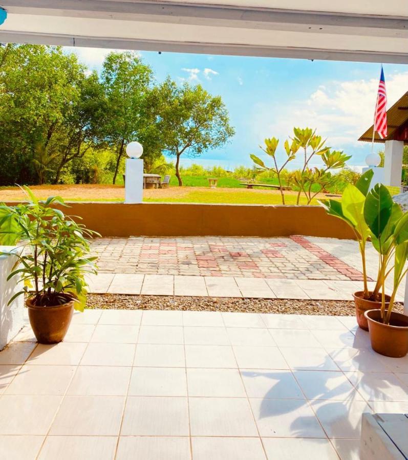 Fat Mermaid Guesthouse ปันไตเจอนัง ภายนอก รูปภาพ