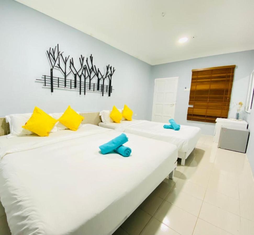 Fat Mermaid Guesthouse ปันไตเจอนัง ภายนอก รูปภาพ